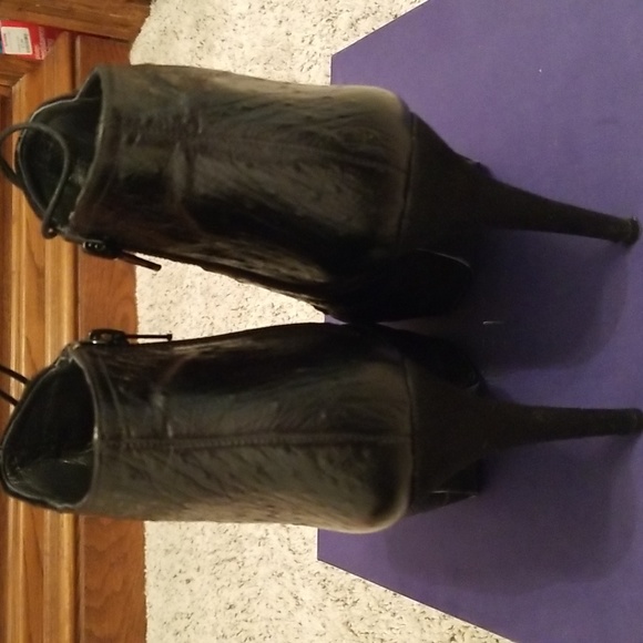 Stuart weitzman boots,booties size 8 1/2 - Picture 5 of 7